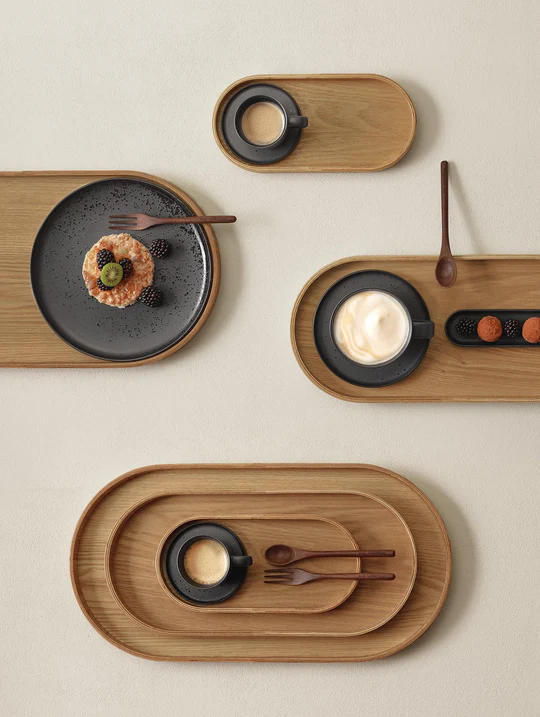 Coppa-Kuro-topview-Holztabletts_540x Espresso cup with saucer, kuro