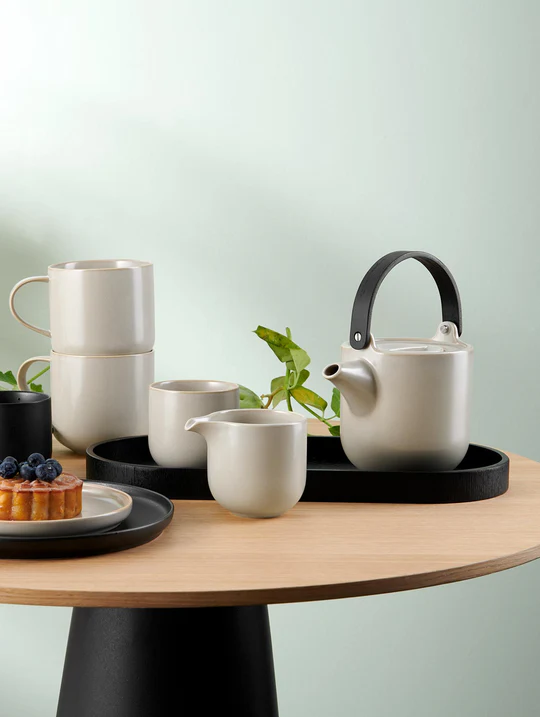 CoppaTofu-TeeundKuchen_2e7b1b18-8a43-4429-9131-67997128079f_540x Teapot with wooden handle, tofu