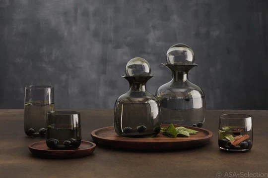 Glas-Karaffen-Grau_90fb34f3-398f-4221-8302-73e1da9bcba6_540x Longdrink glass grey 0.4l
