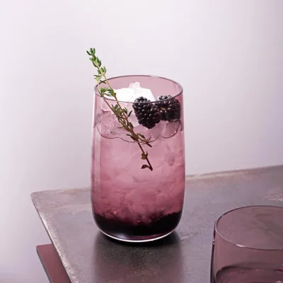 Sarabi-Berry-Trinkglas_32a3e9e7-59ac-4c41-8b69-5b89be87107e_540x Longdrink glass, berry 0.4l