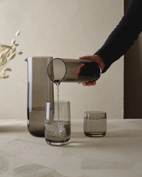 Sarabi-Glas-Grau_bb83dfa4-b989-46dd-b4f0-2df80149189b_540x Carafe, grey (S)