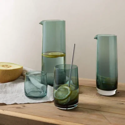 Sarabi-Gruen-web_9320e8a6-af75-448d-bce3-e0474f60b96d_540x Carafe, green (L)