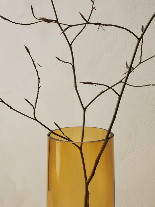 Ajana-Glas-Vase-Detail_abf7e671-adf9-4c14-b3ef-f82a90f422a1_540x.webp Vase, amber (XL)
