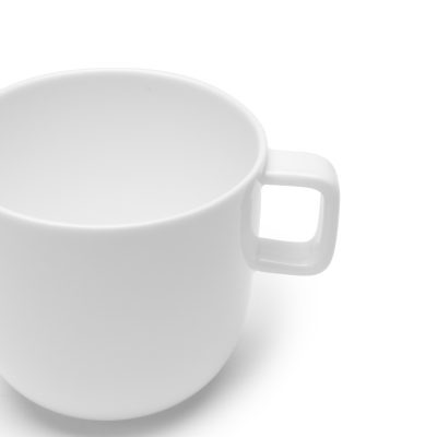 B9219729H_02 Coffee Cup Base — Glazed White