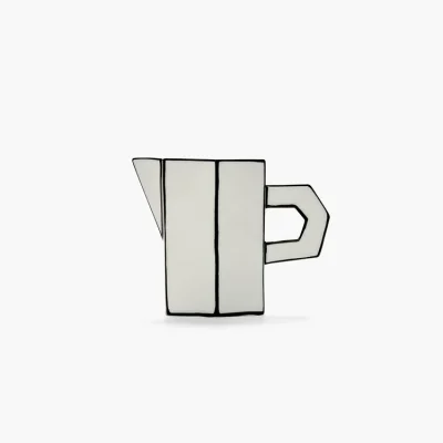 Ecom_B0125005-008_120226_05-jpg Jug — White / Black